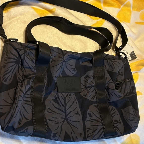 Aloha collection Kalo sporty duffle Bag - Picture 3 of 6